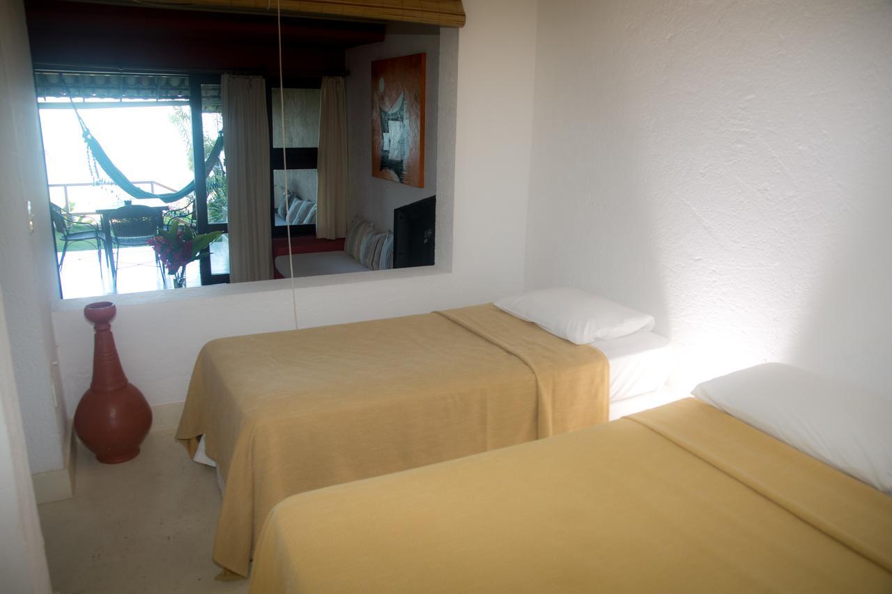 Two-Bedroom Apartment Balcony Sea View